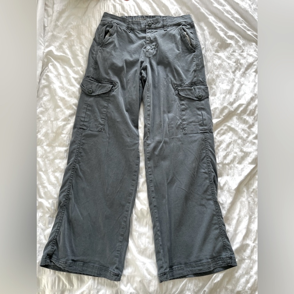 AE Dreamy Drape Stretch Cargo Super High-Waisted Baggy Wide-Leg Pant